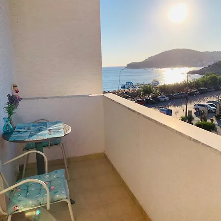 Casa Azure Apartment Himare