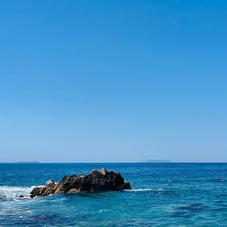 Casa Azure Apartment Himare